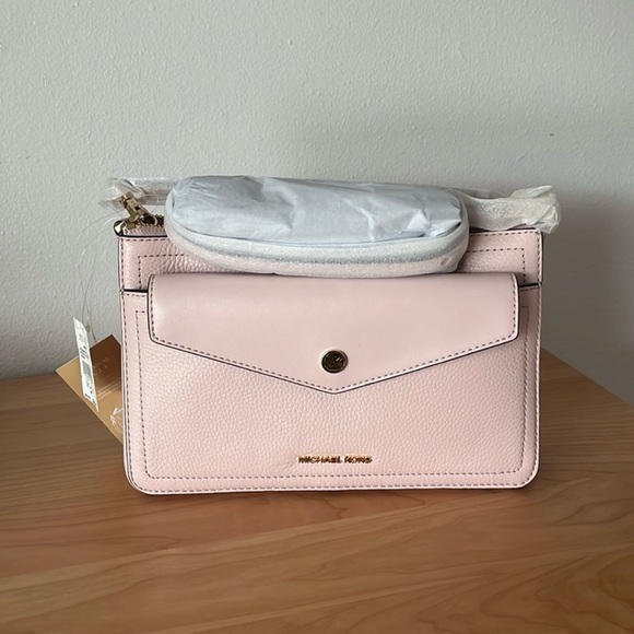 NWT Michael Kors Maisie Powder Blush 3in1 zip Crossbody Bag - Picture 7 of 16